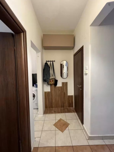 Spacious Single Bedroom with a balcony close to Holy Church of the Holy Apostles - Gallery - 13