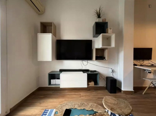 Spacious Single Bedroom with a balcony close to Holy Church of the Holy Apostles