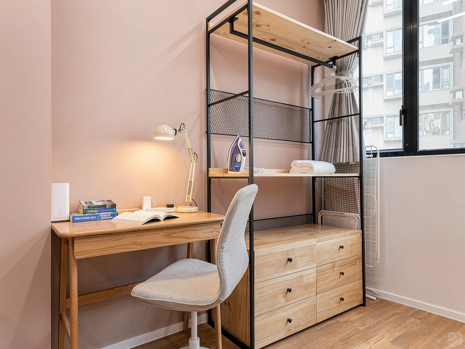  Medium Studio Apartment  -  Mid-Century Modern Coliving Oasis in Historic Tai Ping Shan Apartment  - Gallery -  50