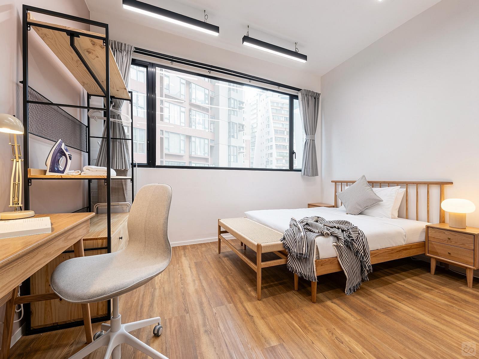  Medium Studio Apartment  -  Mid-Century Modern Coliving Oasis in Historic Tai Ping Shan Apartment  - Gallery -  48