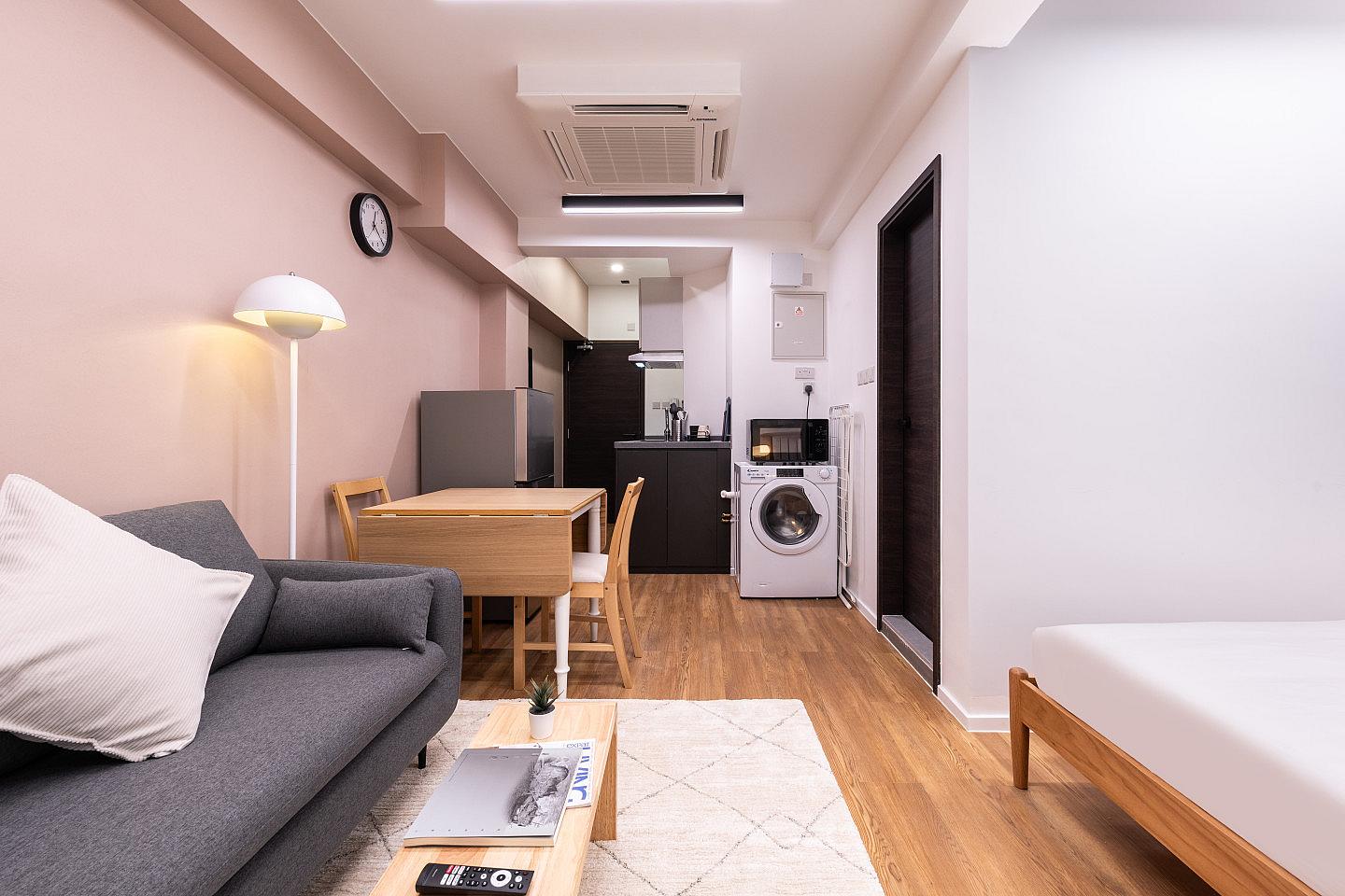 Regular Studio Apartment  -  Mid-Century Modern Coliving Oasis in Historic Tai Ping Shan Apartment  - Gallery -  47