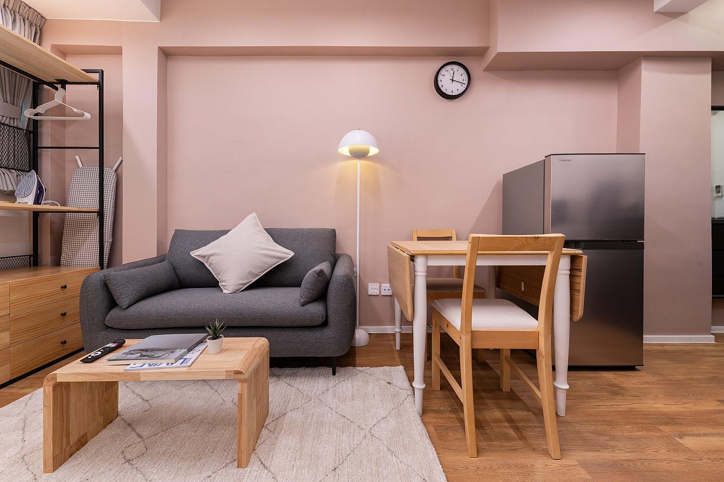  Regular Studio Apartment  -  Mid-Century Modern Coliving Oasis in Historic Tai Ping Shan Apartment  - Gallery -  65