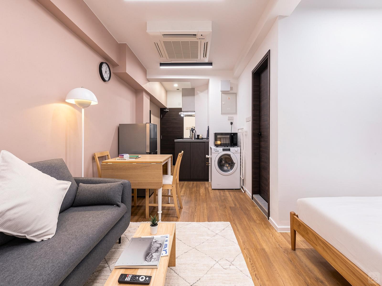  Regular Studio Apartment  -  Mid-Century Modern Coliving Oasis in Historic Tai Ping Shan Apartment  - Gallery -  73