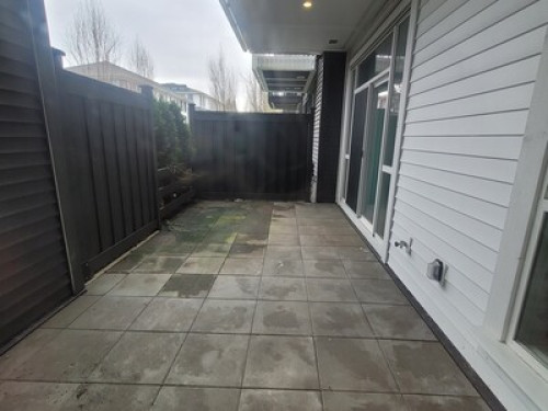 homestay-in-new-condo-with-gym-surrey-105118707920250220053009AM