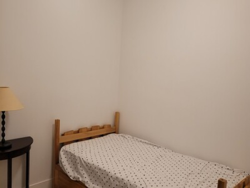 homestay-in-new-condo-with-gym-surrey-179570788120250220053013AM