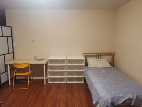 Furnished private room