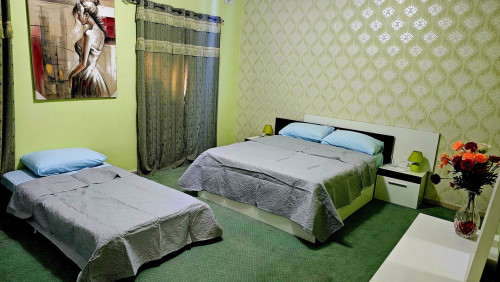 KING's Luxurious stay in Centre