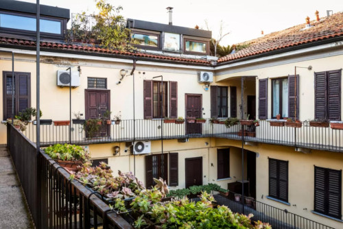 Modern and Pop apartment in the Navigli 