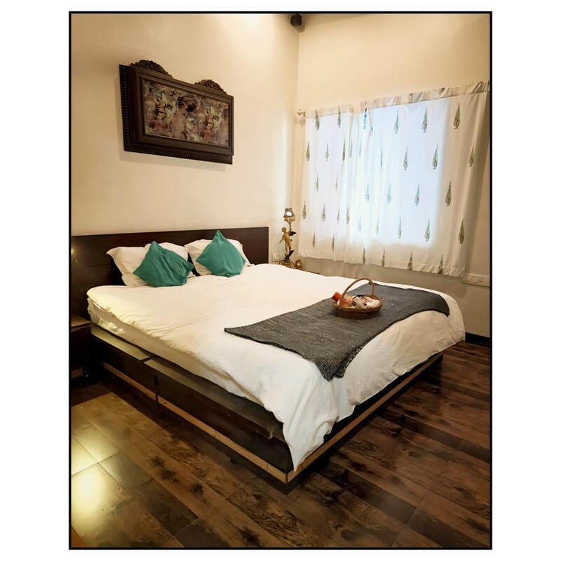 Master Bedroom (Full Room) - 1