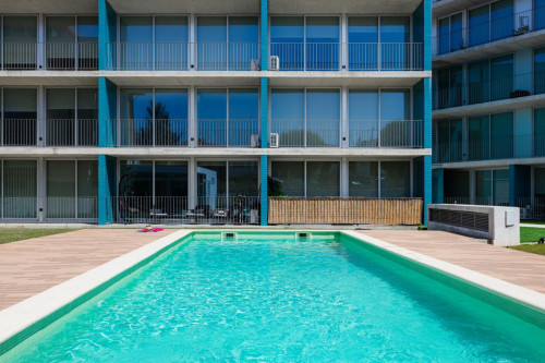 Blue Breeze Espinho  Relax  Swim