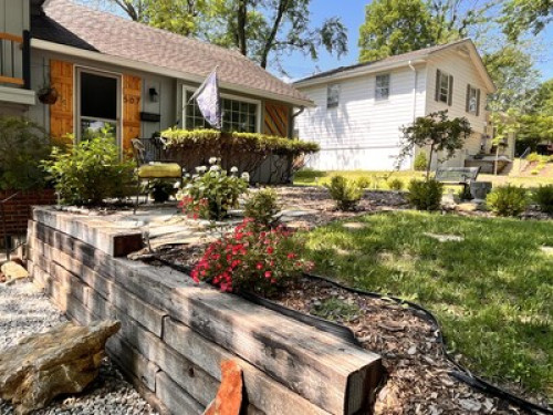 Zen garden, just off hiway - Gallery - 20