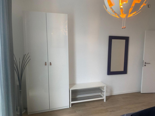 Tempting 1 Bedroom Apartment close to Clemenceau Metro - Gallery - 19