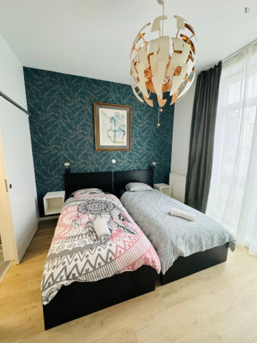 Tempting 1 Bedroom Apartment close to Clemenceau Metro - Gallery - 22