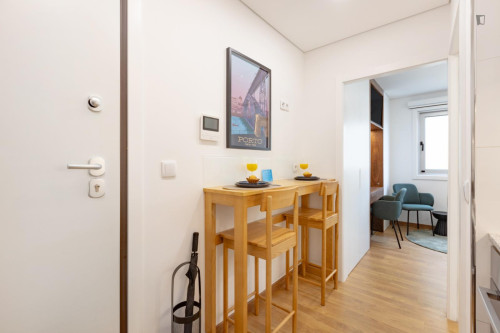 Charming studio close to the Brito Capelo metro station