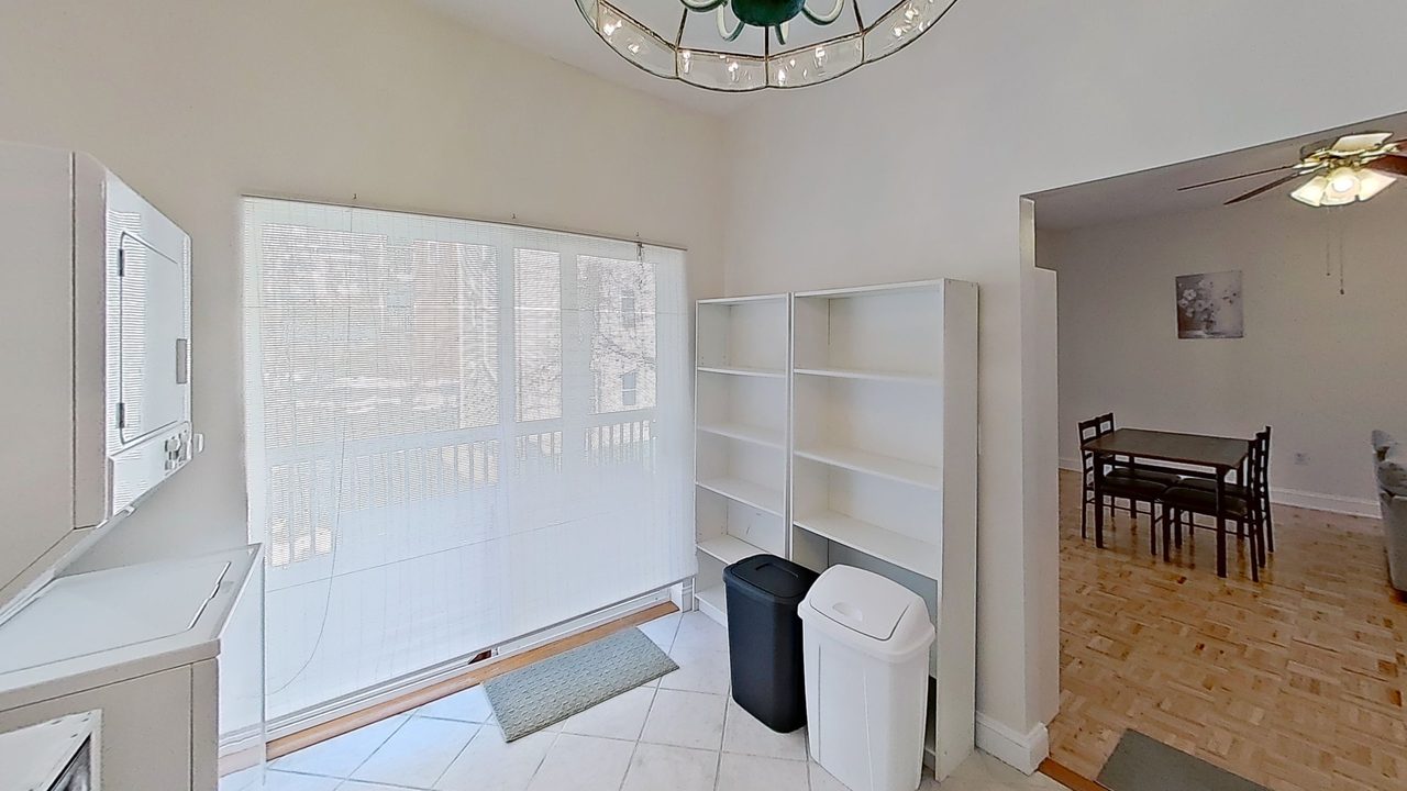 #1832: Mission Hill - Queen Bedroom A - #1832: Mission Hill - Gallery - 6