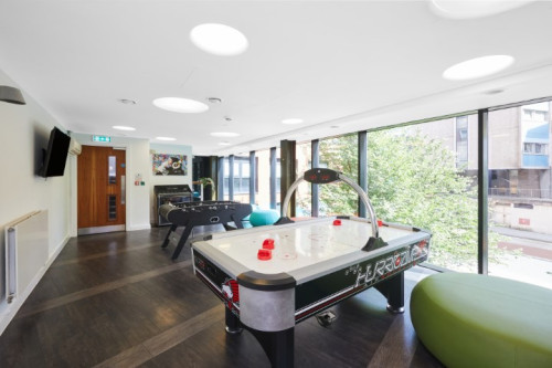 Collegiate Tower - Gallery - 11