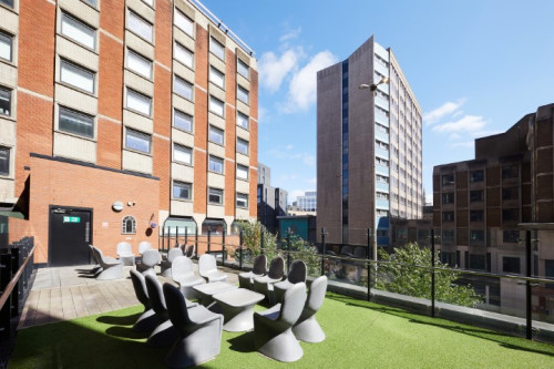 Collegiate Tower  - Gallery -  5