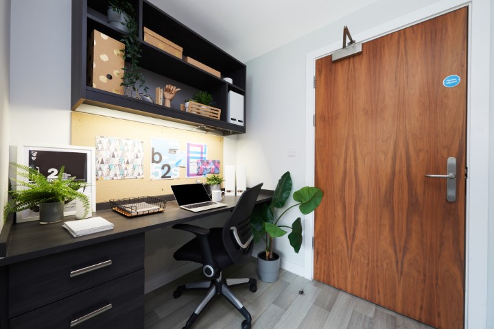  Silver 2-Bed Apartment  -  Collegiate Tower  - Gallery -  1