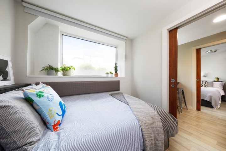 Gold 2-Bed Apartment - Collegiate Tower - Gallery - 4