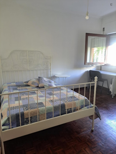 Double bedroom - 5 minutes to Alma Shopping Solum