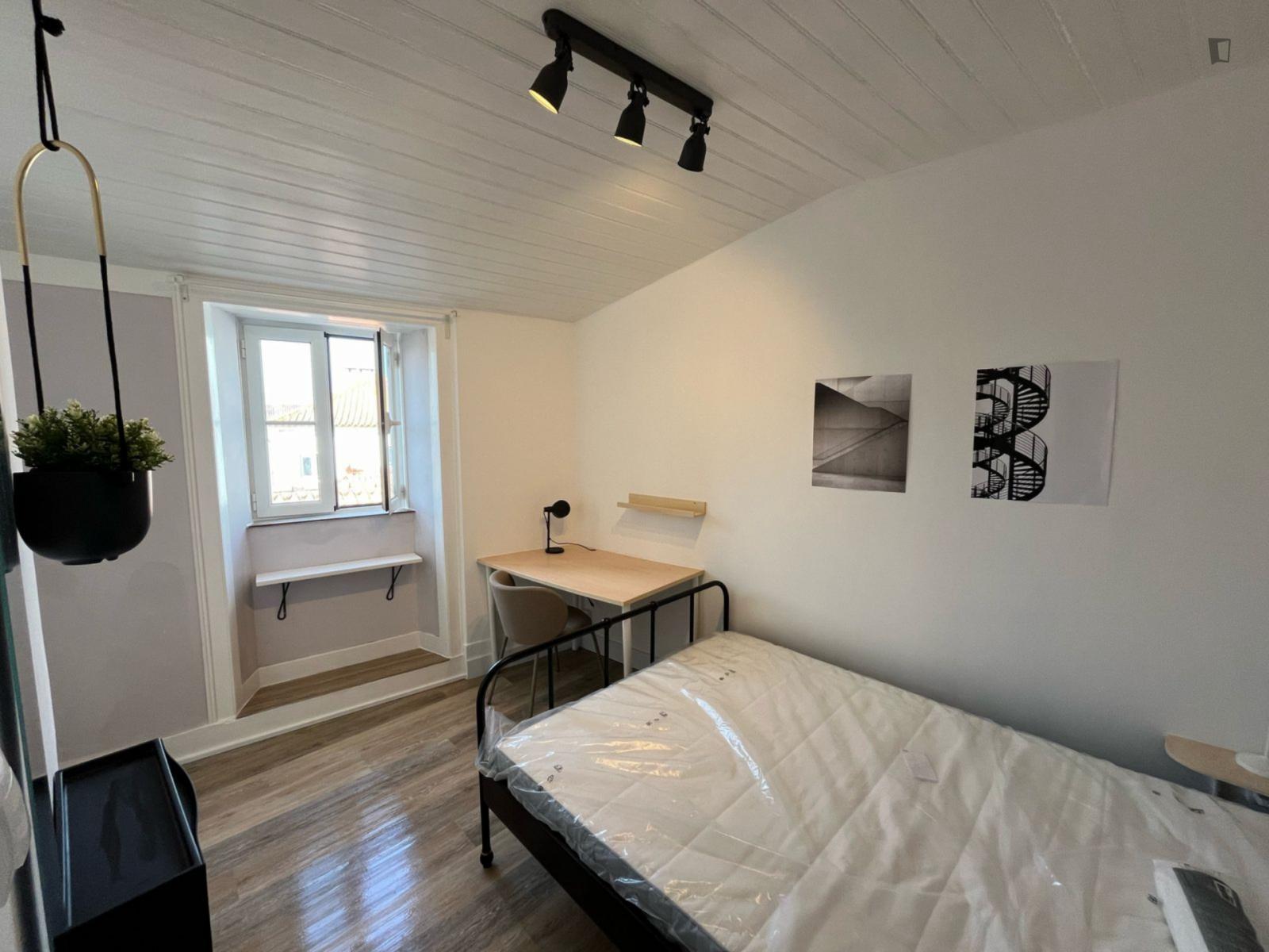 Great Single Bedroom Near ISLA - Great Single Bedroom Near ISLA - Gallery - 1