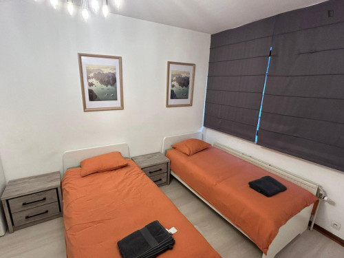Sublime 3 Bedroom House close to Forest-Est / Vorst-Oost Train Station - Gallery - 12