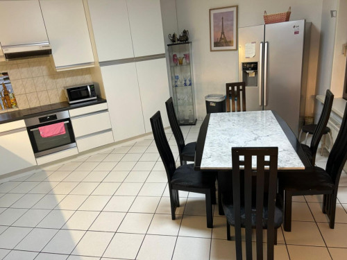 Sublime 3 Bedroom House close to Forest-Est / Vorst-Oost Train Station - Gallery - 21