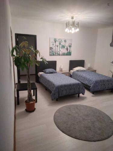 Sublime 3 Bedroom House close to Forest-Est / Vorst-Oost Train Station - Gallery - 8