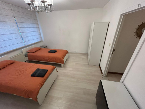 Sublime 3 Bedroom House close to Forest-Est / Vorst-Oost Train Station - Gallery - 23