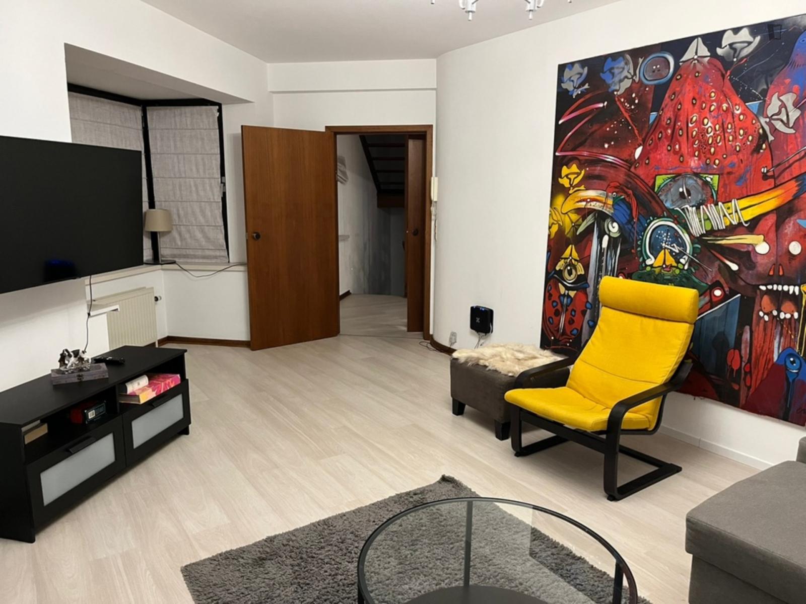 Sublime 3 Bedroom House Close To Forest-Est / Vorst-Oost Train Station - Sublime 3 Bedroom House close to Forest-Est / Vorst-Oost Train Station - Gallery - 1