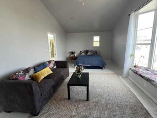 Master Suite in Venice Beach Home - Gallery - 13