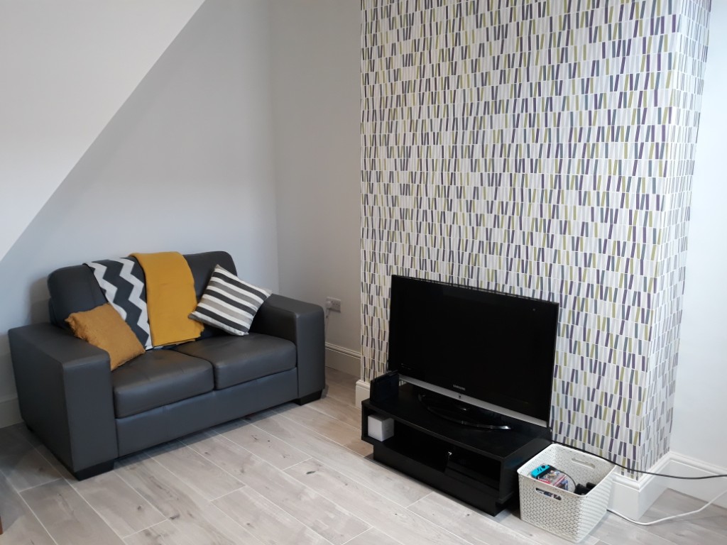  3 Bedrooms - 1 Shared Bathroom  -  62 Haddon Street  - Gallery -  11