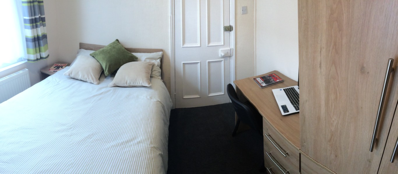  3 Bedrooms - 1 Shared Bathroom  -  61 Portman Street  - Gallery -  10