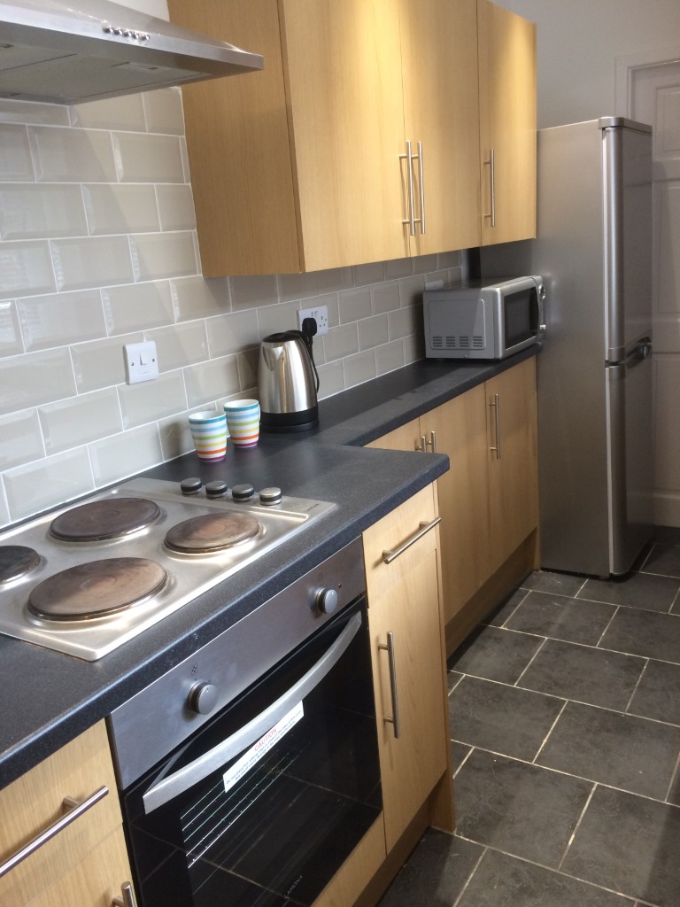  3 Bedrooms - 1 Shared Bathroom  -  61 Portman Street  - Gallery -  7