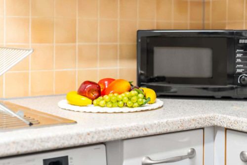 B1 Apartment - 2 Double Bedrooms - Secure Parking