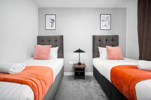 Luxe Apartment - 2 Bedrooms - Central - Balcony - Gallery - 3
