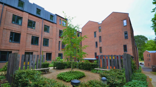 The Village at The Viaduct - Gallery - 6