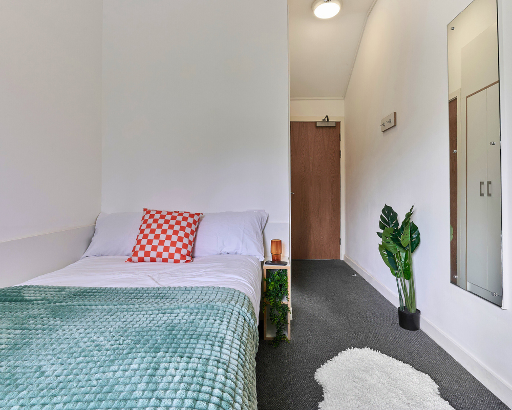  Silver En-Suite  -  The Village at The Viaduct  - Gallery -  1