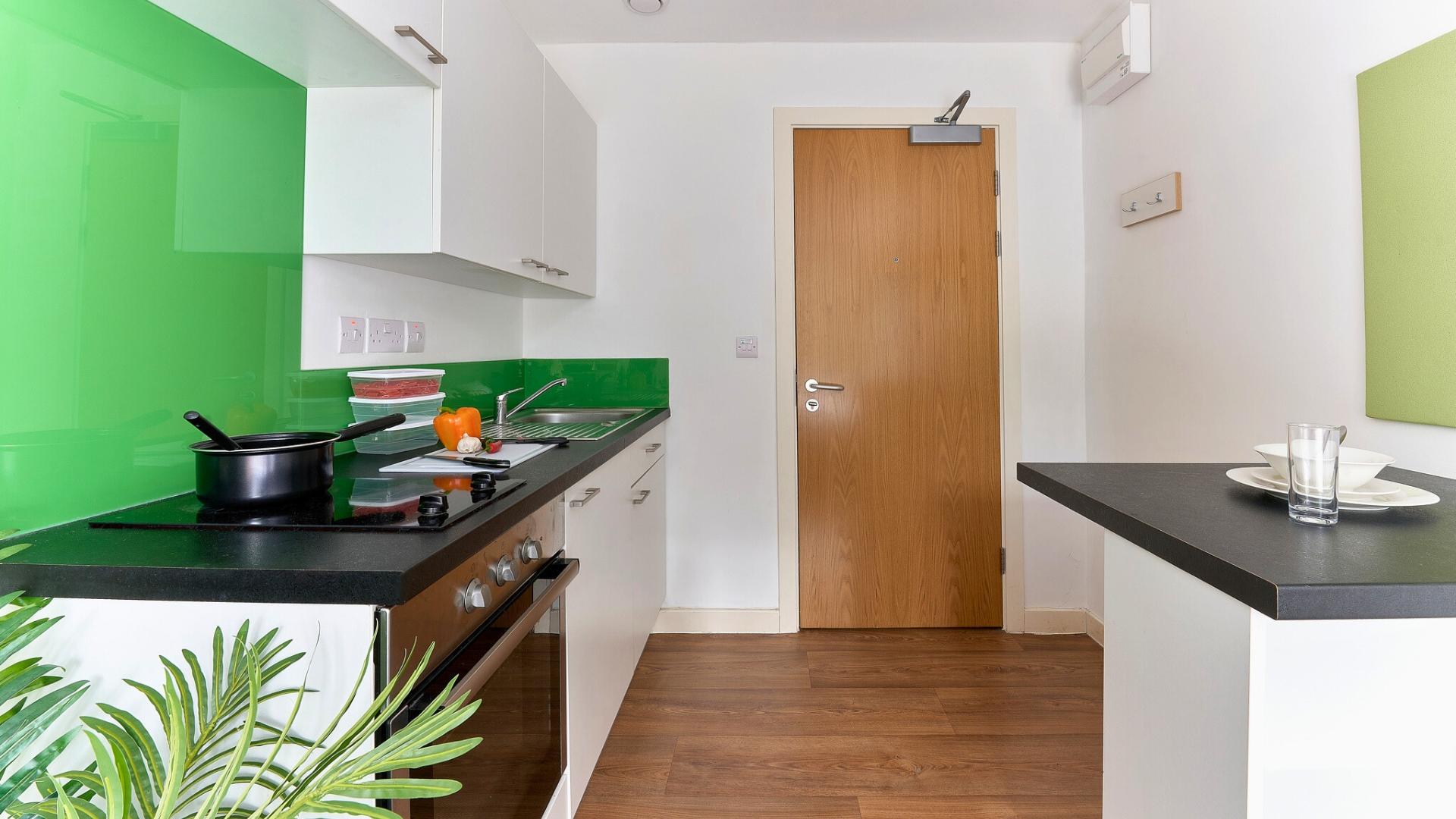 Gold Studio - The Village at The Viaduct - Gallery - 3