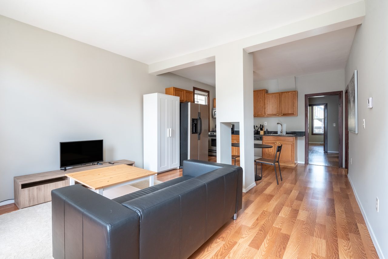 #1404: Pilsen - Full Bedroom D - #1404: Pilsen - Gallery - 12