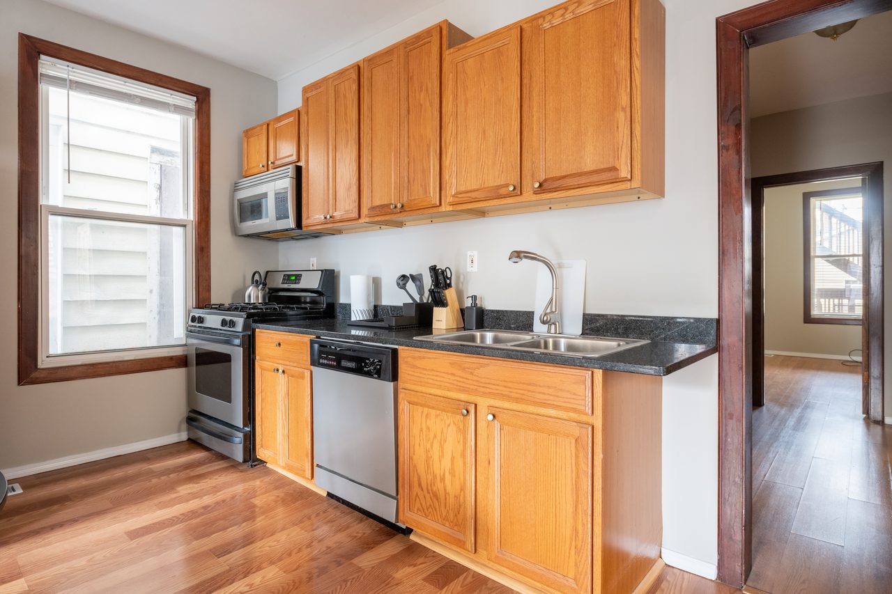 #1404: Pilsen - Full Bedroom D - #1404: Pilsen - Gallery - 8