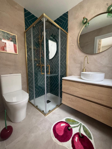 Comfortable double bedroom in recently renovated apartment with spacious outdoor area in central Zaragoza  - Gallery -  5