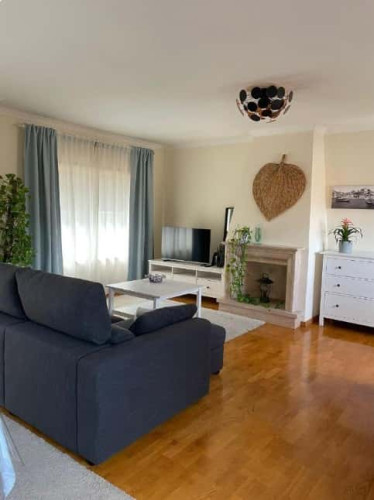 Spacious 3-bedroom apartment in Espinho - Gallery - 19