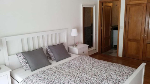Spacious 3-bedroom apartment in Espinho - Gallery - 13