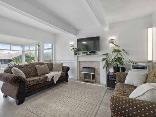 nice-safe-environment-for-you-surrey-147805470520250302052535AM
