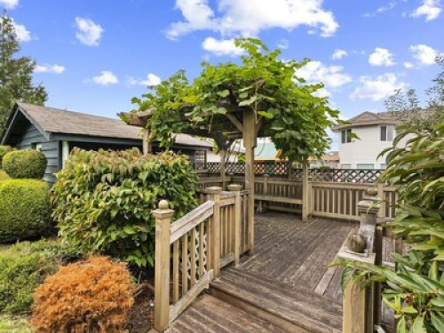 nice-safe-environment-for-you-surrey-157889266120250302052533AM