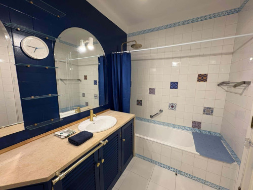 Spacious high floor apartment with sea view in Setubal City Centre - Gallery - 12