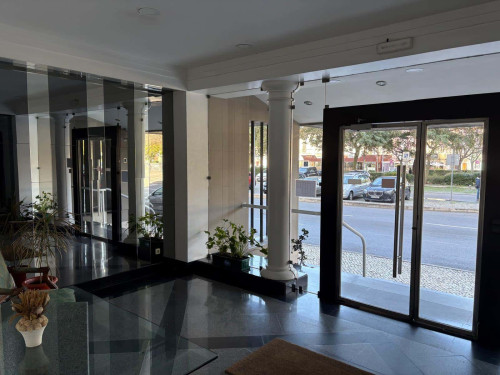 Spacious high floor apartment with sea view in Setubal City Centre - Gallery - 29
