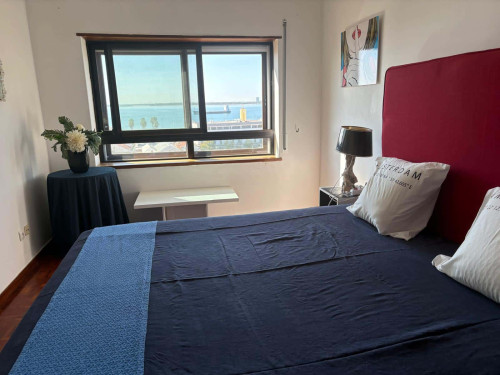 Spacious high floor apartment with sea view in Setubal City Centre - Gallery - 13
