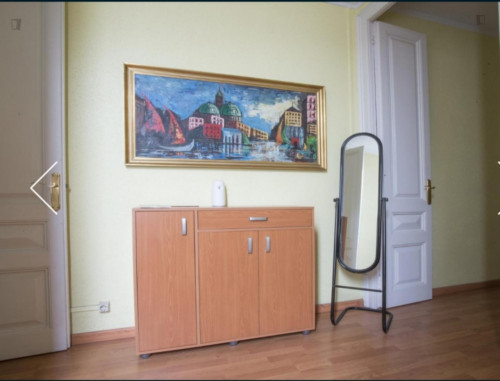 Single room in 4 bedroom apartment close to Girona and Verdaguer metro station - Gallery - 5